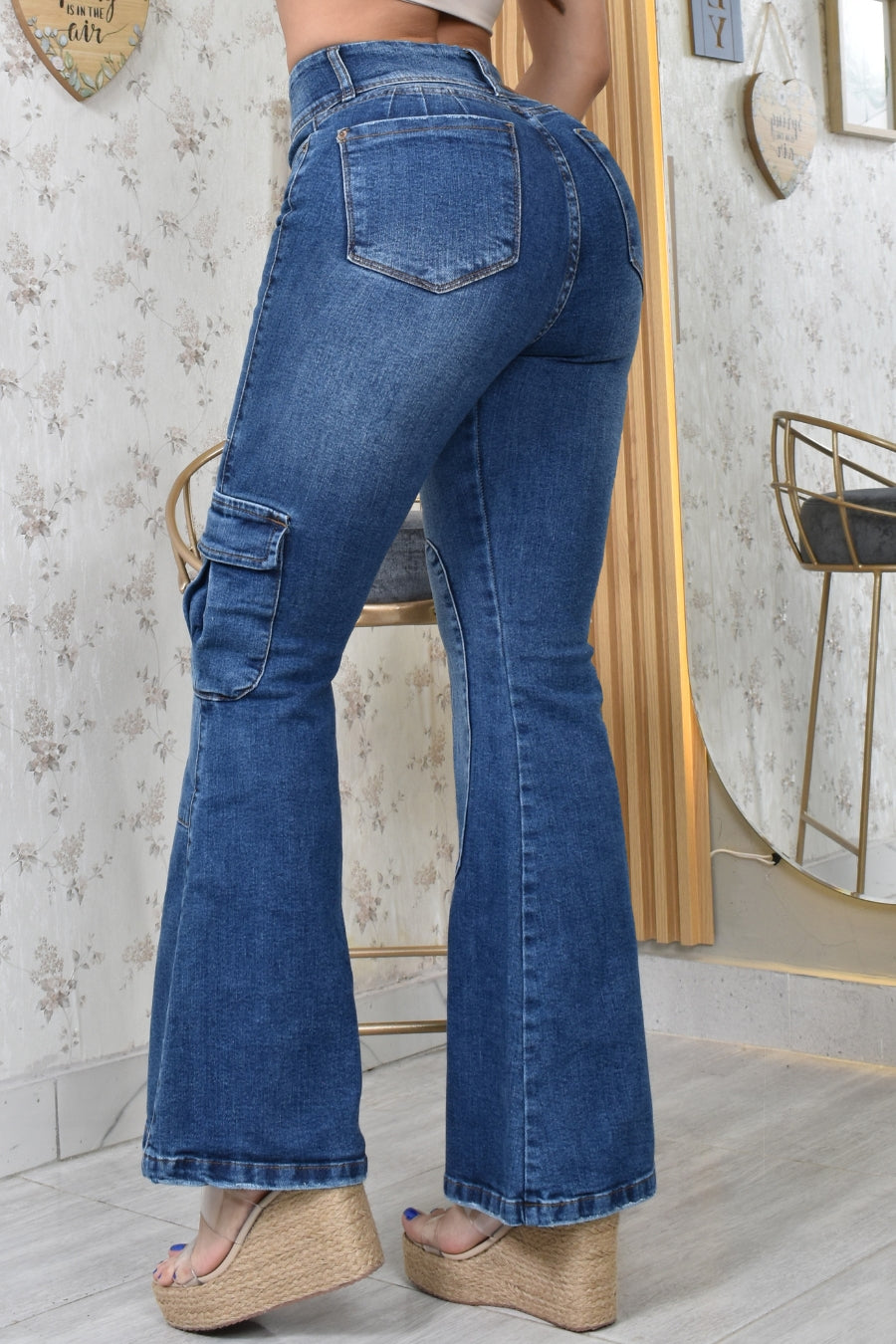JEANS BOTA ANCHA PUSH UP REF. CV-400023