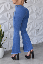 JEANS BOTA ANCHA PUSH UP REF. CV-40915