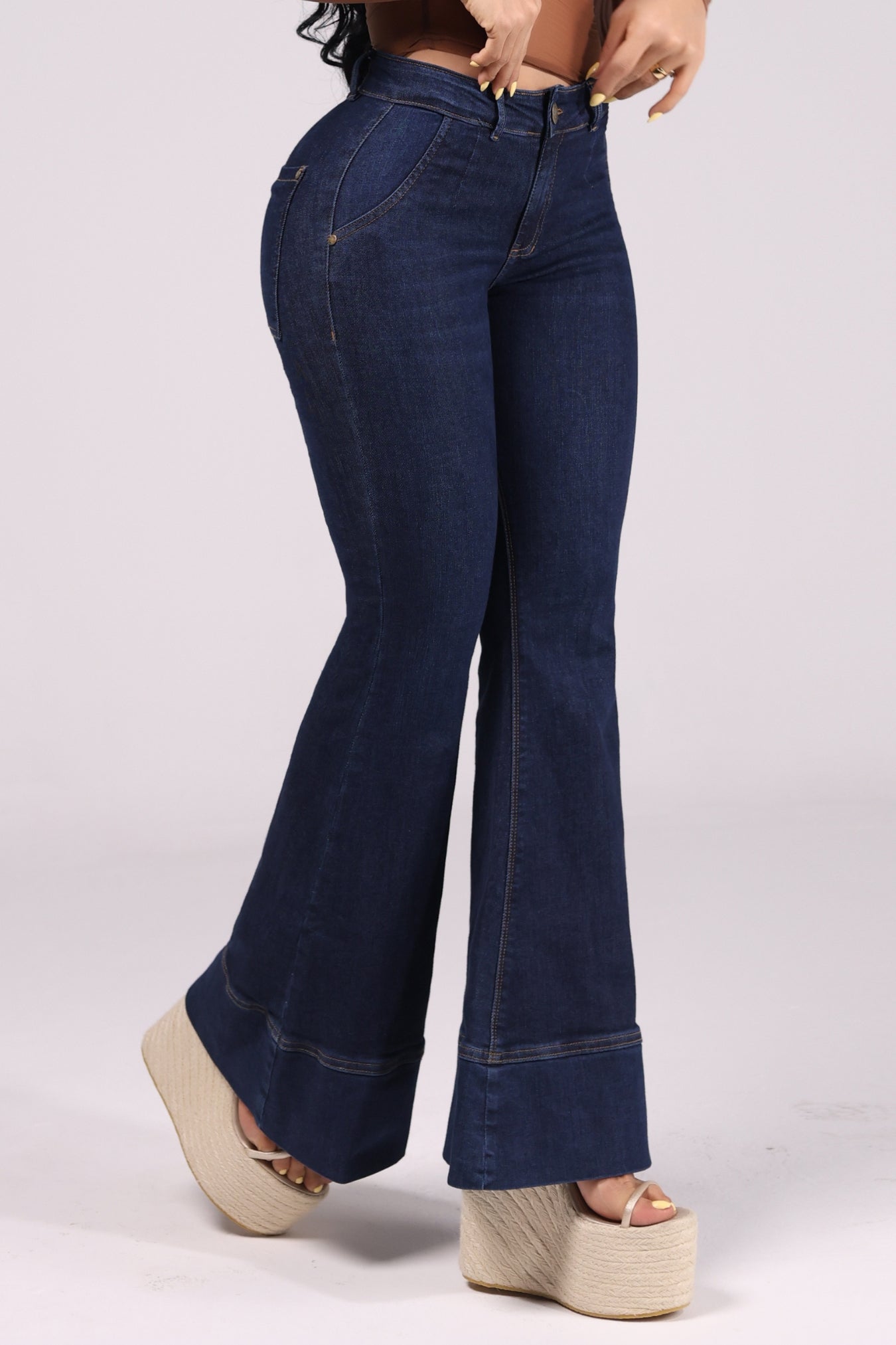 JEANS BOTA ANCHA HORMA PERFECTA REF. CV264010