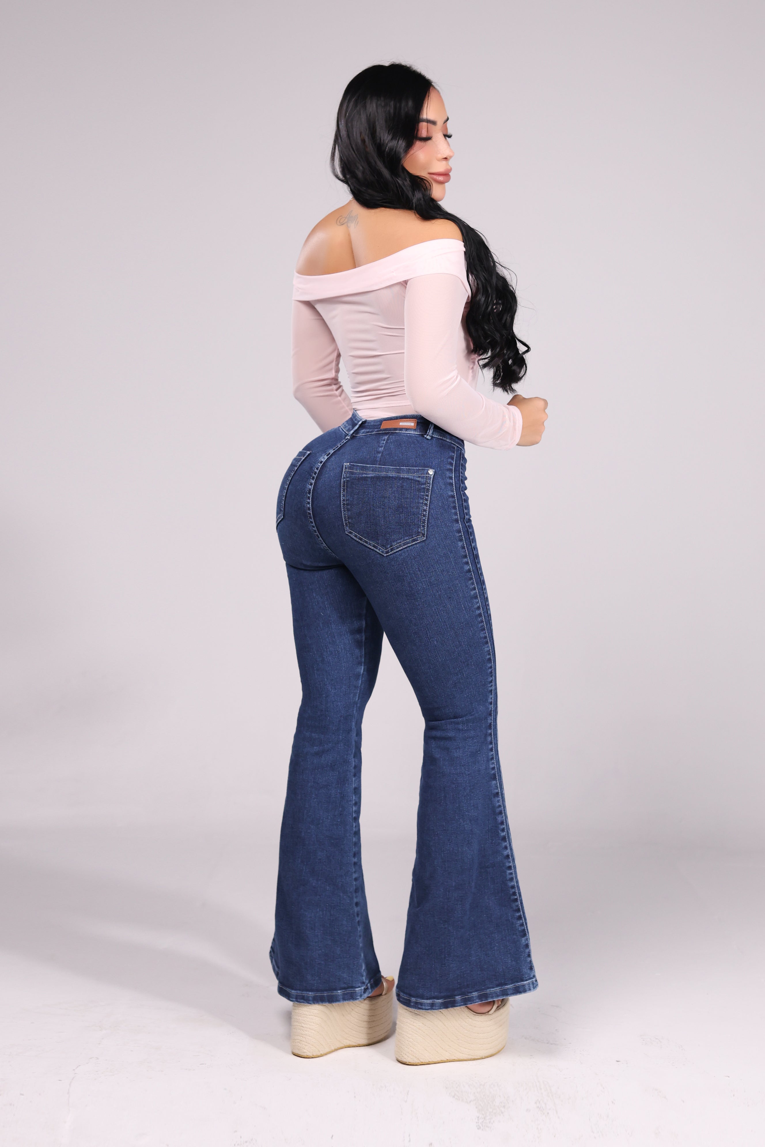 JEANS BOTA ANCHA HORMA PERFECTA REF. CV264011