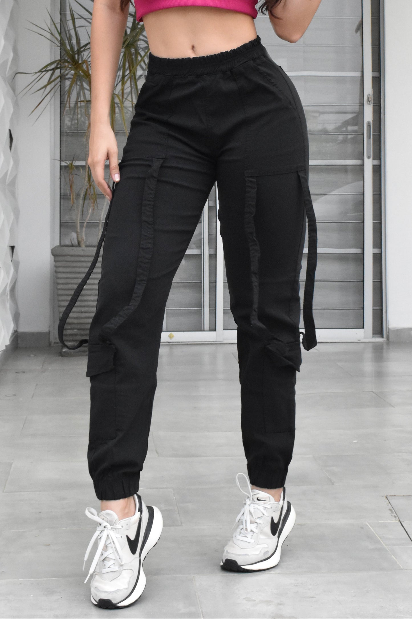 PANTALON JOGGER CARGO NEGRO BIKLEY REF. BK-254002